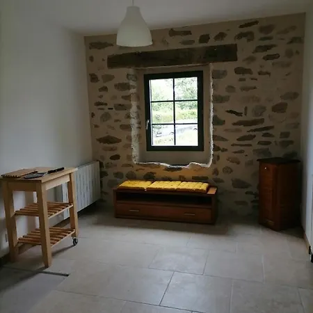 Relais Du De La Truyere Holiday home *
